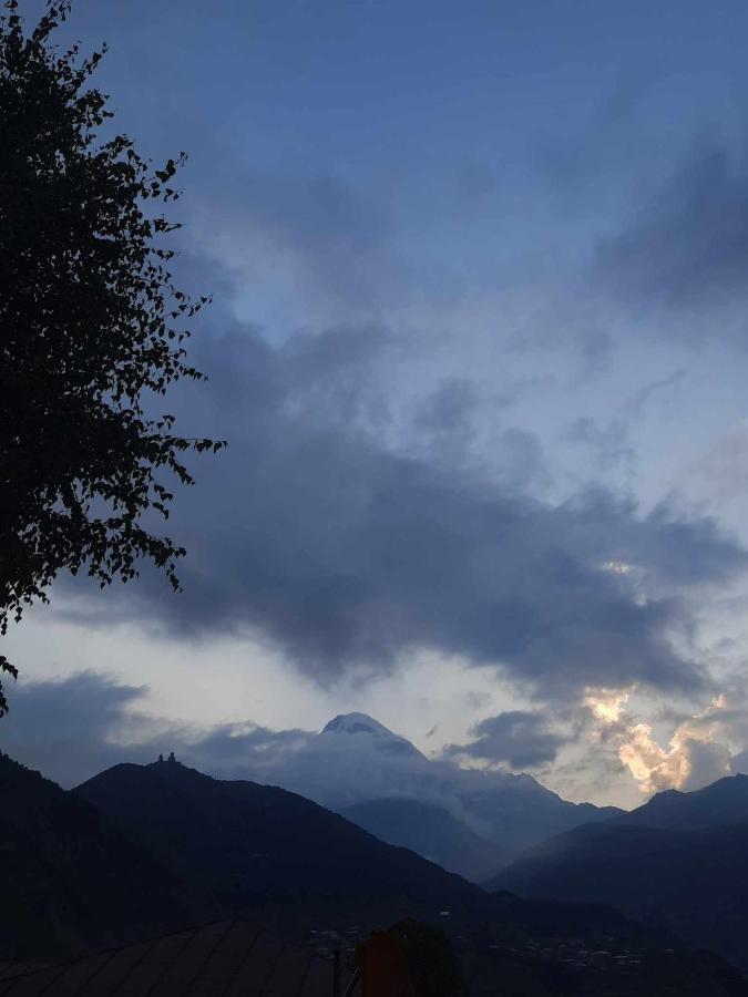 Trip Zone Kazbegi Appartement Buitenkant foto